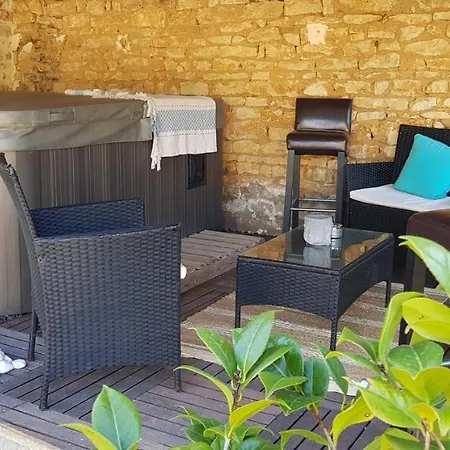Les Granges De Gris Guest house