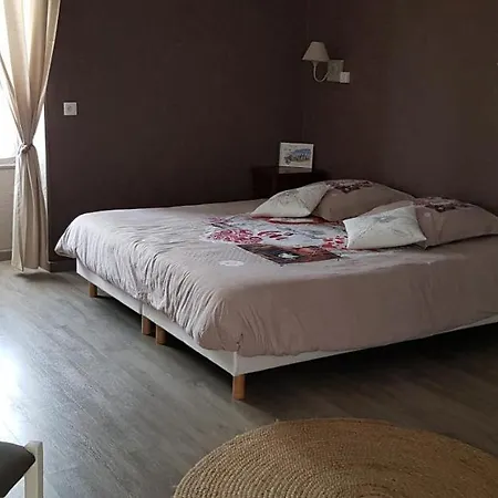 Guest house Les Granges De Gris Ceaux-en-Couhe